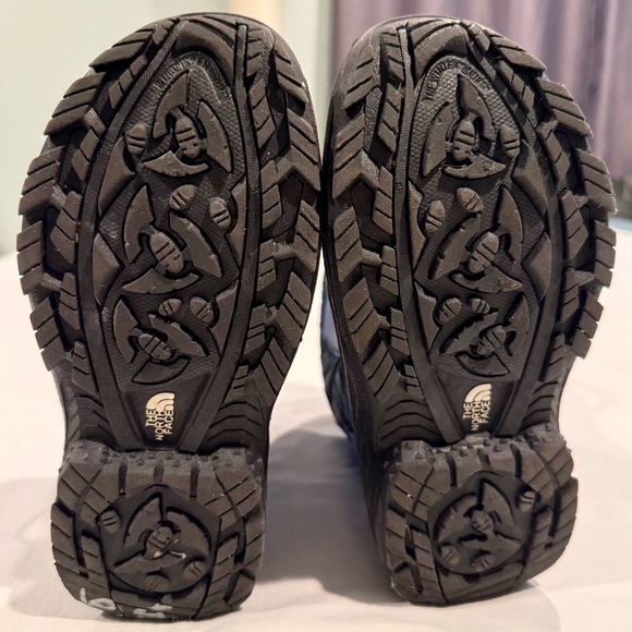 The North Face Winter Boots Boys 2 Girls Insulated Snow Waterproof TNF Toggle - Picture 6 of 7